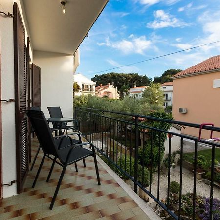 פורץ Apartment Beautiful Garden By Rent Istria מראה חיצוני תמונה